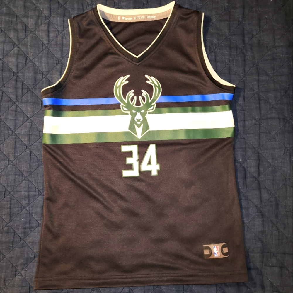 Milwaukee Bucks Antetokounmpo youth XY jersey